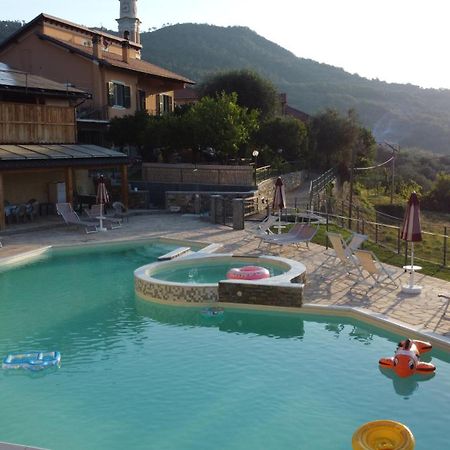 Agriturismo Gli Ulivi Garlenda Ngoại thất bức ảnh