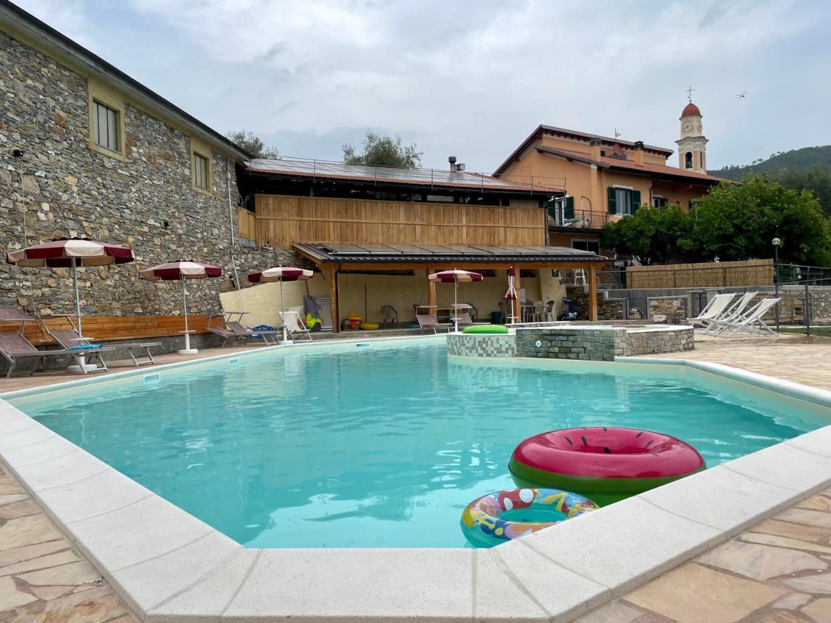Agriturismo Gli Ulivi Garlenda Ngoại thất bức ảnh