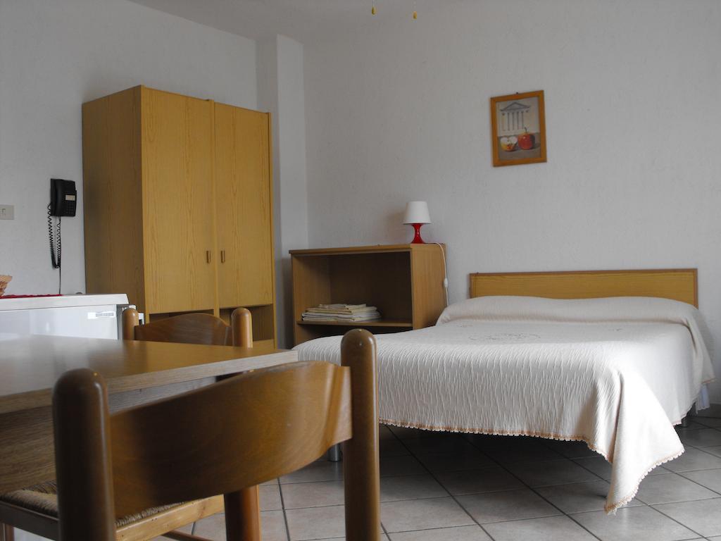 Agriturismo Gli Ulivi Garlenda Phòng bức ảnh